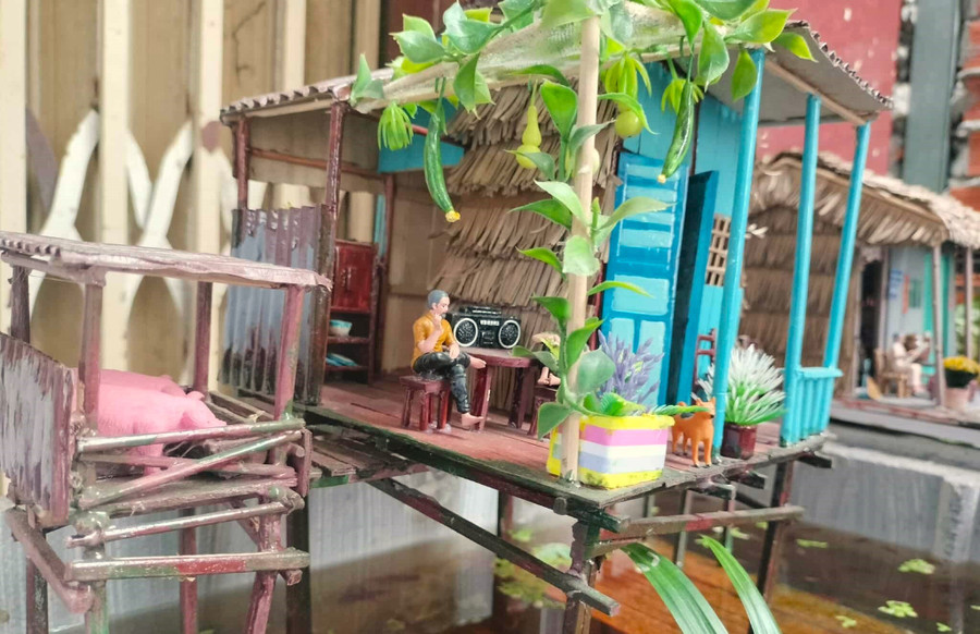 Khung cảnh nhà tranh vách lá đơn sơ, hữu tình. mo-hinh-7.jpg