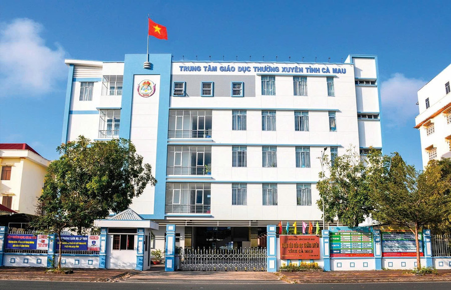 Trung tâm Giáo dục thường xuyên tỉnh Cà Mau.