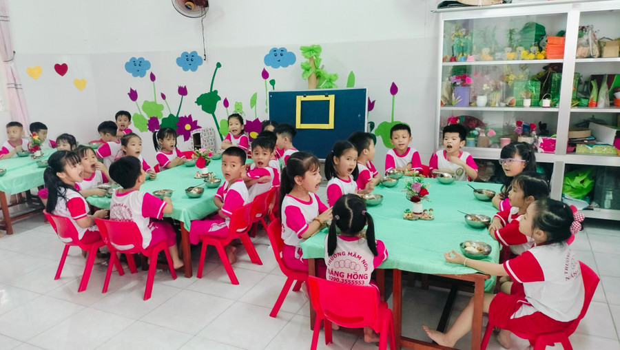 Các cơ sở giáo dục công lập không thu học phí đối với trẻ em mầm non, học sinh phổ thông, người học chương trình GDPT. 17.jpg