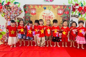Không gian Tết Trung thu của học sinh Trường Mầm non Bình Liêu, xã miền núi Bình Liêu.