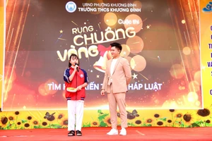 Cuộc thi Rung chuông vàng tìm hiểu kiến thức pháp luật.