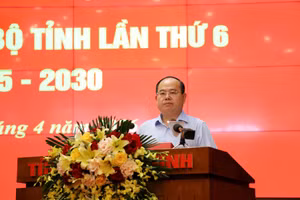 Ông Quản Minh Cường, Bí thư Tỉnh ủy Quảng Ninh, phát biểu chỉ đạo tại hội nghị.