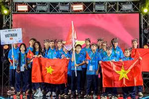 Đoàn học sinh Việt Nam đạt thành tích cao tại ASMOPSS 2025