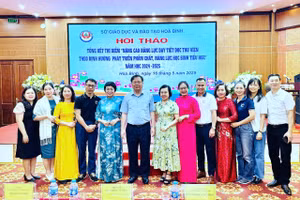 Các đại biểu dự hội thảo.