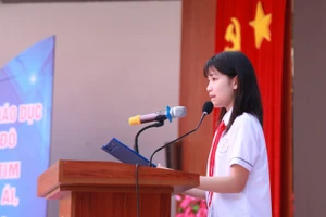Đoàn Lữ Thụy Phương.