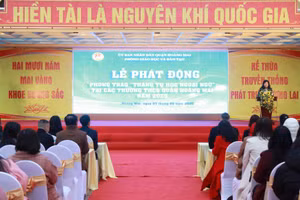Quang cảnh lễ phát động.