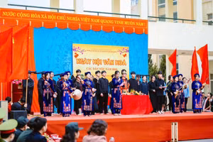 Một tiết mục văn nghệ trong Ngày hội văn hóa các dân tộc năm 2025 tại Trường PT Dân tộc Nội trú THCS & THPT tỉnh Quảng Ninh.