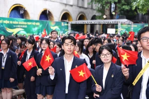 Trường THPT Việt Đức là chiếc nôi văn hóa, nơi ươm mầm tri thức, nuôi dưỡng tâm hồn và chắp cánh bao ước mơ của tuổi trẻ. 