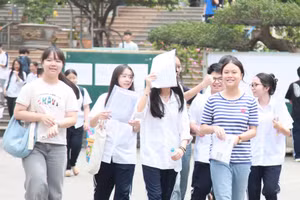 Thí sinh dự thi vào lớp 10 Trường THPT chuyên Hà Nội - Amsterdam.