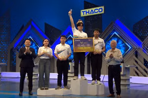 Phạm Tuấn Thành giành vòng nguyệt quế.