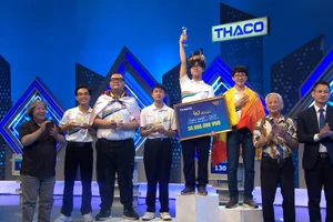 Trần Bùi Bảo Khánh chiến thắng trong trận thi quý cuối cùng của Đường lên đỉnh Olympia năm thứ 25.