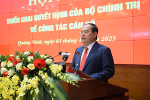 Ông Quản Minh Cường, Bí thư Tỉnh ủy Quảng Ninh phát biểu nhận nhiệm vụ.