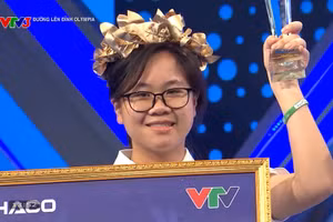 Lê Hoàng Trân Châu giành vòng nguyệt quế.