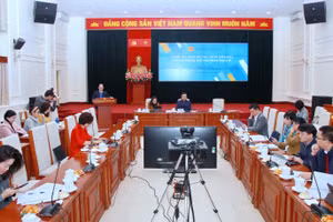 Quang cảnh tọa đàm.