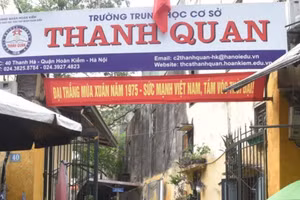 Trường THCS Thanh Quan được chuyển đến địa điểm tại số 40 Thanh Hà, quận Hoàn Kiếm, Hà Nội trong thời gian chờ xây mới.