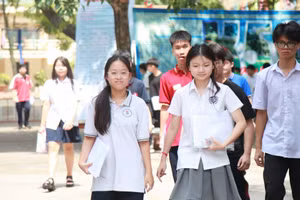 Thí sinh dự thi vào lớp 10 tại Hà Nội.