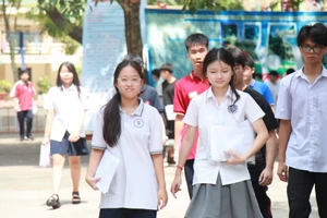 Thí sinh dự thi vào lớp 10 tại Hà Nội.