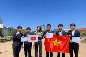Đội tuyển Việt Nam dự Olympic Vật lý Châu Âu năm 2025