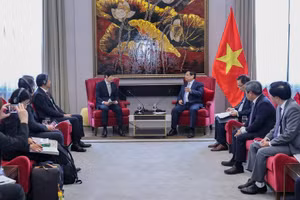 Thủ tướng Phạm Minh Chính tiếp ông Yamamoto Ichita, Thống đốc Chính quyền tỉnh Gunma. Ảnh: VGP/Nhật Bắc