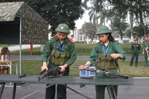 Một tiết học giáo dục Quốc phòng an ninh.