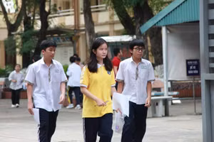 Học sinh dự thi vào lớp 10 tại Hà Nội năm 2024.