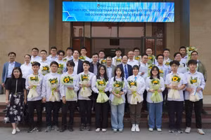 Trường Đại học Khoa học Tự nhiên gặp mặt các học sinh tham dự kỳ thi chọn đội tuyển quốc gia.