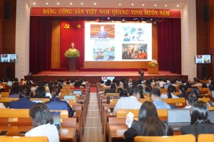 Sở GD&ĐT Quảng Ninh tổ chức tập huấn chính trị hè năm 2025 cho đội ngũ cán bộ, giáo viên.