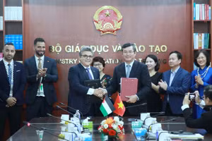 Lễ ký kết thỏa thuận hợp tác về giáo dục giữa Chính phủ Việt Nam và Chính phủ Palestine.