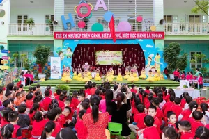 Tiết mục văn nghệ chào mừng ngày Nhà giáo Việt Nam 20/11 của các bé Trường Mầm non Hạnh Phúc, phường Hạ Long. 