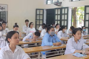 Thí sinh ở Thái Bình thi vào 10 năm học 2024-2025.