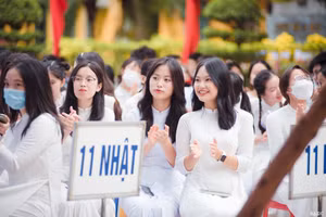 Học sinh Trường THPT chuyên Chu Văn An, Hà Nội.