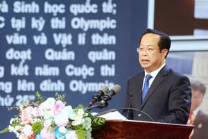 Ông Trần Thế Cương.