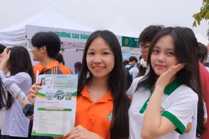 Sinh viên Trường Cao đẳng Dược Hà Nội.