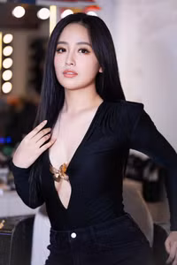 mai-phuong-thuy-3.jpg
