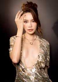 le-hoang-phuong-elle-1.jpg