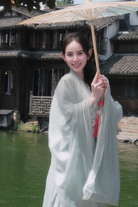 huong-lien-4.jpg