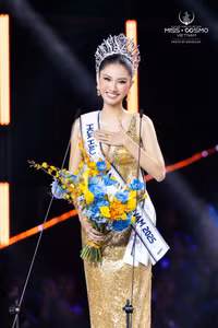 miss-cosmo-vietnam-1.jpg