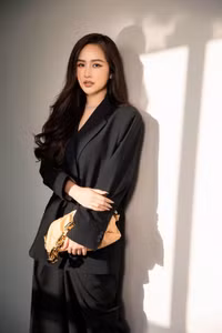 mai phương thúy 11.jpg