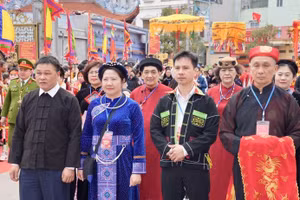 Nghi thức giàu ý nghĩa văn hóa, lịch sử của Lễ hội tại xứ Lạng.