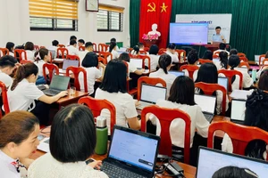 Trường THPT Tức Tranh (tỉnh Thái Nguyên) tập huấn chuyên sâu cho giáo viên về ứng dụng AI.