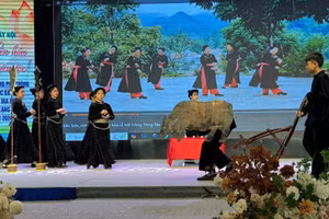 Ngày hội văn hoá dân tộc các trường phổ thông dân tộc bán trú trên địa bàn tỉnh Lạng Sơn với những màn trình diễn giàu ý nghĩa.