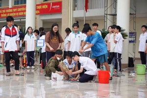 Trường THPT Chuyên Thái Nguyên thúc đẩy các hoạt động STEM, nghiên cứu khoa học kỹ thuật.