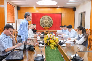 Đoàn công tác các cơ quan báo chí trung ương làm việc tại Sở Nông nghiệp và Môi trường tỉnh Thái Nguyên.