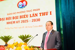 Ông Quản Minh Cường, Bí thư Tỉnh ủy, Trưởng Đoàn đại biểu Quốc hội tỉnh Cao Bằng, phát biểu chỉ đạo tại Đại hội Đảng bộ phường Thục Phán lần thứ nhất, nhiệm kỳ 2025-2030.