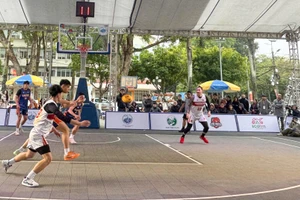 Các vận động viên thi đấu tại Giải bóng rổ 3x3 Cao Bằng mở rộng.