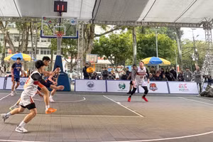 Các vận động viên thi đấu tại Giải bóng rổ 3x3 Cao Bằng mở rộng.