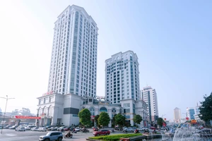 Prime Hotel - dấu ấn kiến trúc nổi bật tại trung tâm Thái Nguyên, tọa lạc tại đường tròn trung tâm sôi động, thuận tiện kết nối mọi điểm đến.