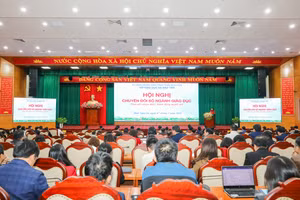 Sở GD&ĐT Thái Nguyên tổ chức Hội nghị về Chuyển đổi số với chủ đề "Thay đổi nhận thức, hành động mạnh mẽ".