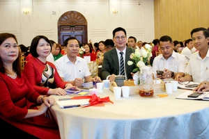 Các đại biểu, chuyên gia tham dự chương trình tập huấn.