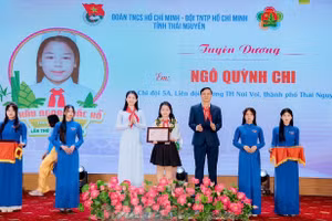 Đại hội Cháu ngoan Bác Hồ tỉnh Thái Nguyên 2025 vinh danh Đội viên đạt thành tích tiêu biểu.